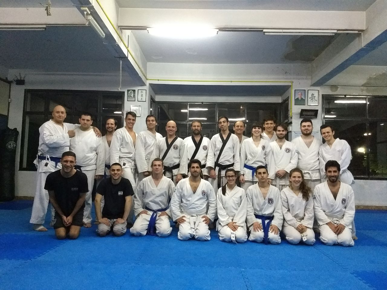 Alumnos de Estudio de Artes Marciales