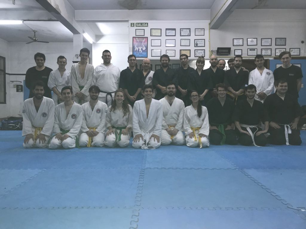 Alumnos de Estudio de Artes Marciales